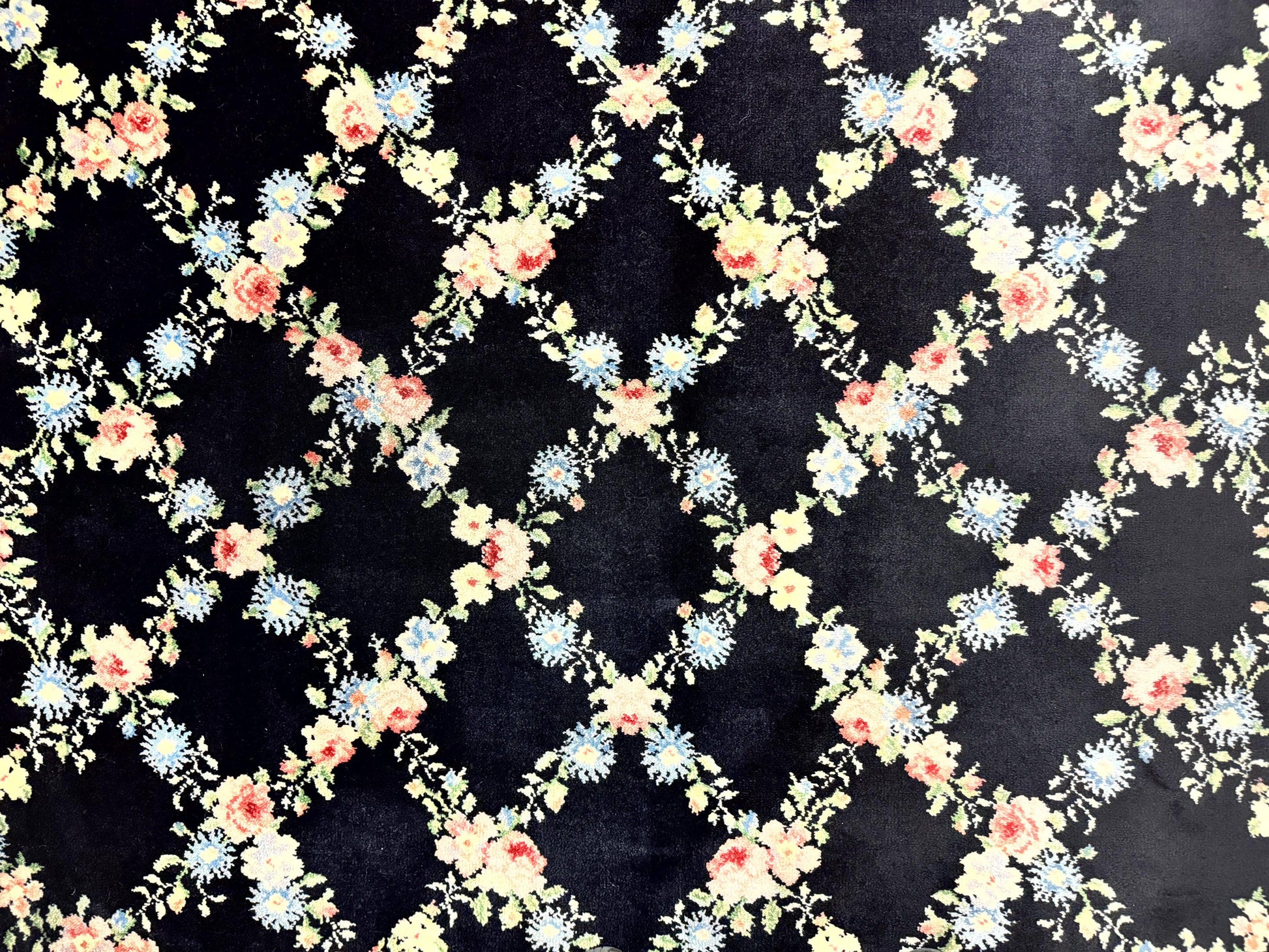 Karastan Rug 8.8 x 12, Garden of Eden #509/1270, Ebony Trellis, Vintage Discontinued Wool Pile Karastan Carpet - Nuvé