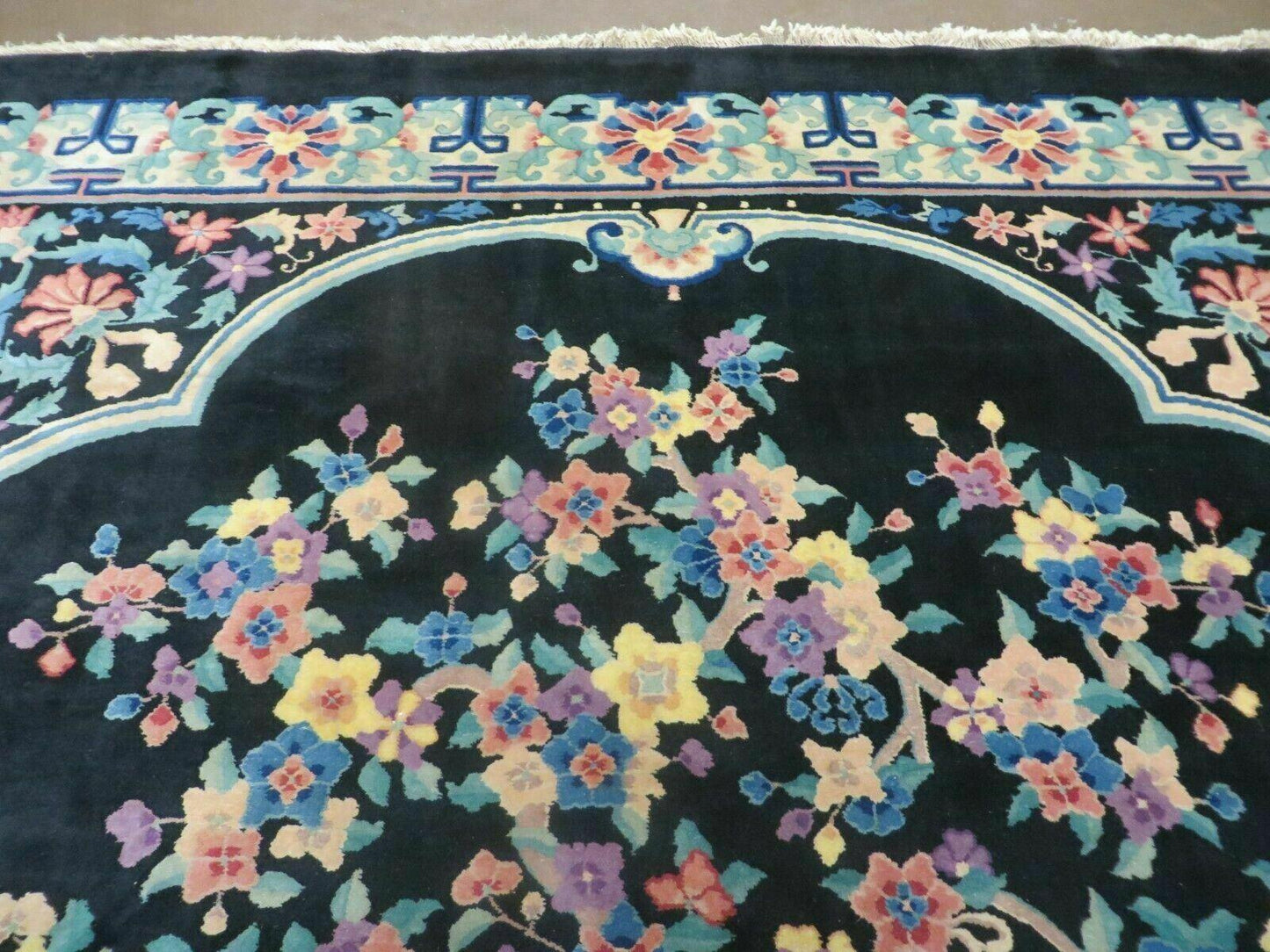 8' x 10' Vintage Handmade Art Deco Plush Chinese Wool Rug center Flower Black - Nuvé