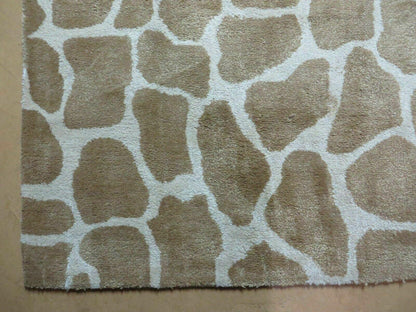 6x9 Safavieh Rug - Nuvé
