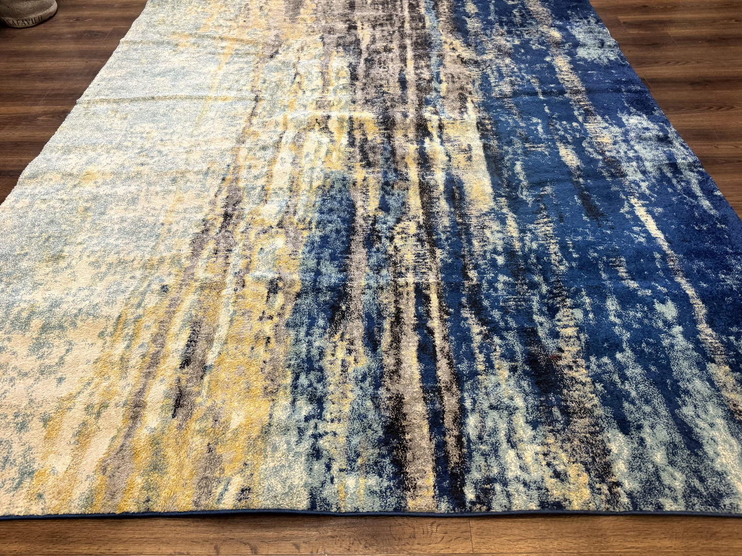 Modern Abstract Blue Area Rug 8x11 ft - Nuvé