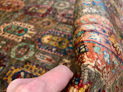 Khorjin (5'06"x7'08") camel/jewel tones - Nuvé