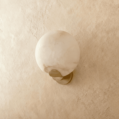 Cruim Alabaster Wall Sconce - Nuvé