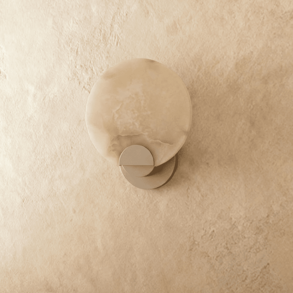 Cruim Alabaster Wall Sconce - Nuvé