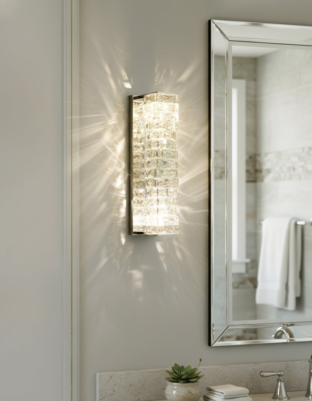 Crystal Laminated Wall Light - Nuvé