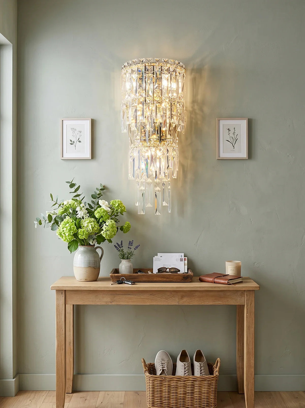 Crystal Rainfall Cyra Wall Lamp