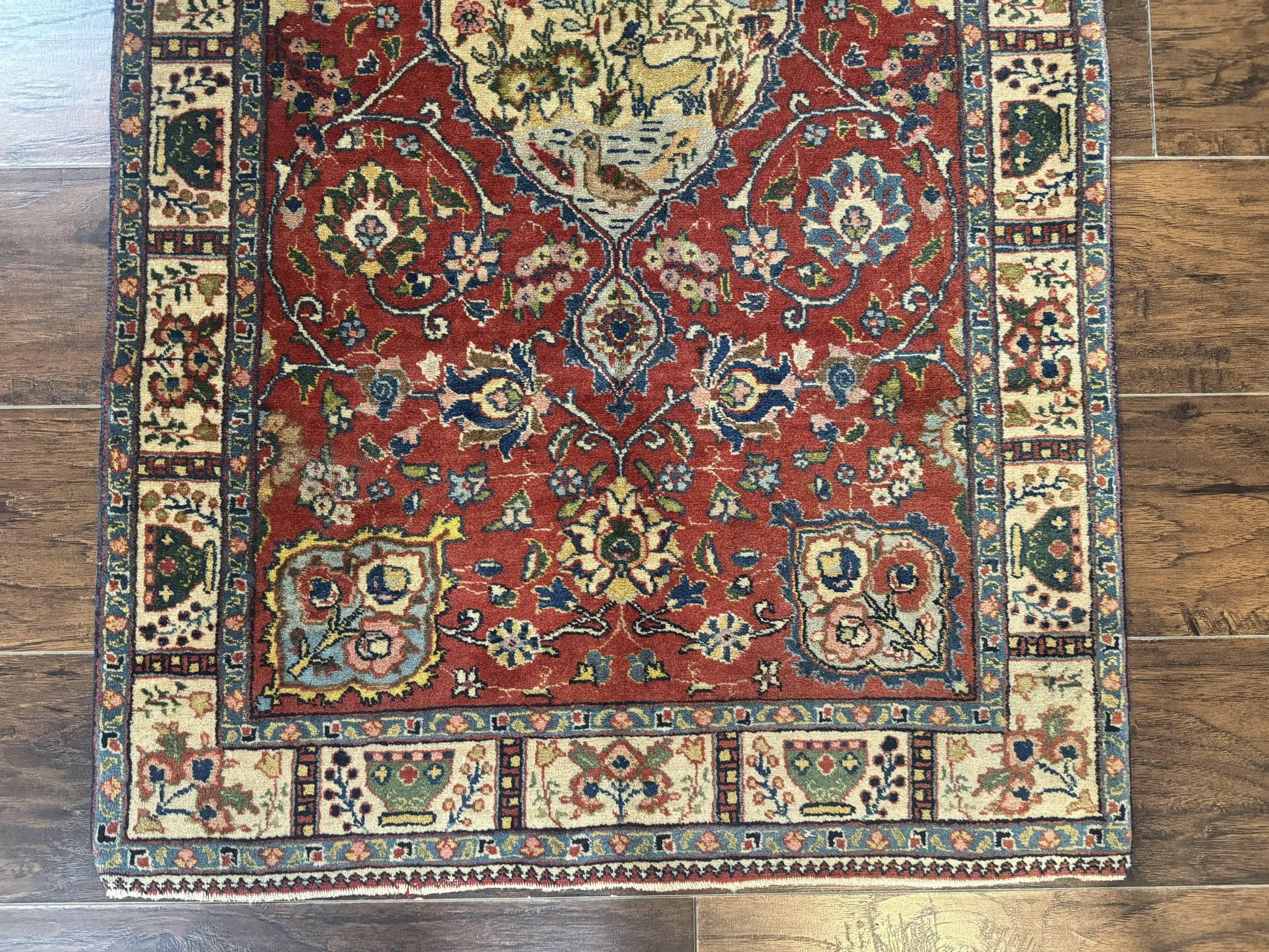 Small Persian Tabriz Rug 2.8 x 4.7, Red, Animal Pictorials, Semi Antique Vintage - Nuvé