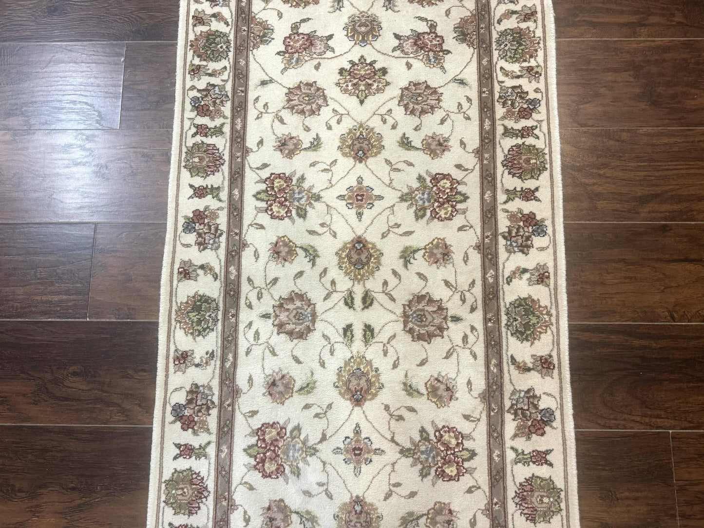 Pak Persian Runner Rug 2.6 x 8ft, Oriental Carpet for Hallway or Kitchen, Handmade, Wool and Silk Highlights - Nuvé