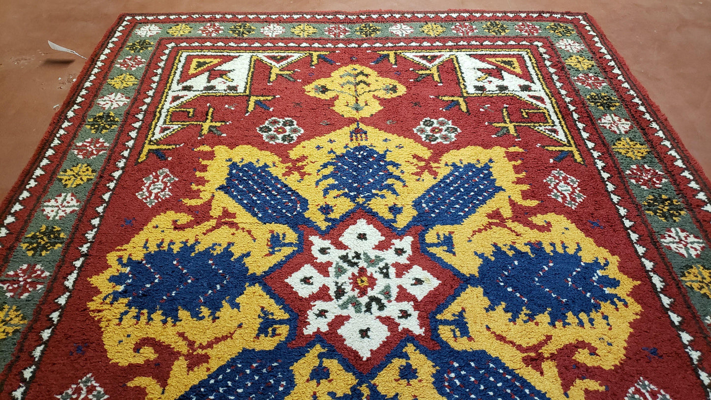 Colorful Moroccan Heriz Rug 6x9, Large Central Medallion, Red Yellow Blue - Nuvé