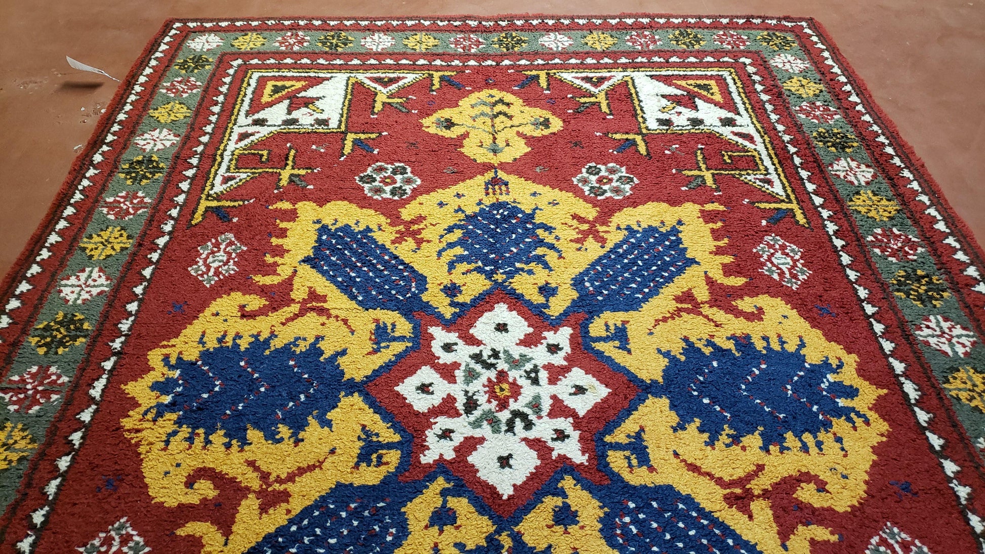 Colorful Moroccan Heriz Rug 6x9, Large Central Medallion, Red Yellow Blue - Nuvé