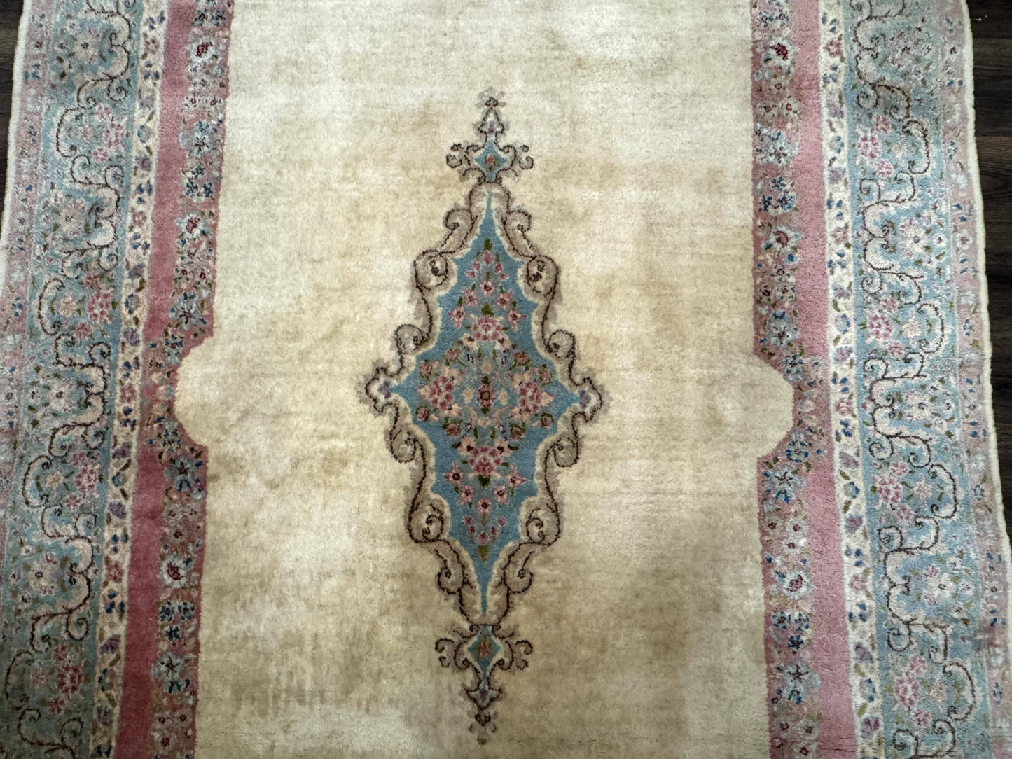 Persian Kerman Rug 6x9, Pastel Colors, Semi Open Field - Nuvé