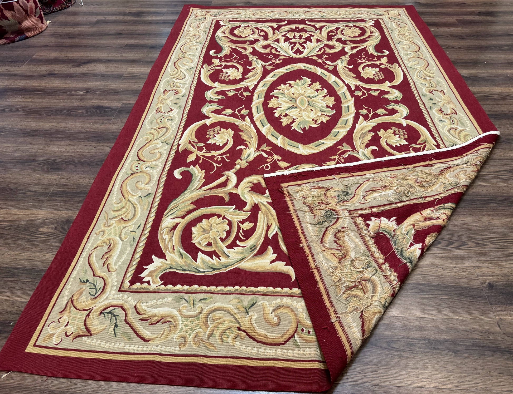 Burgundy Aubusson Rug 6x9, Vintage Wool Carpet - Nuvé