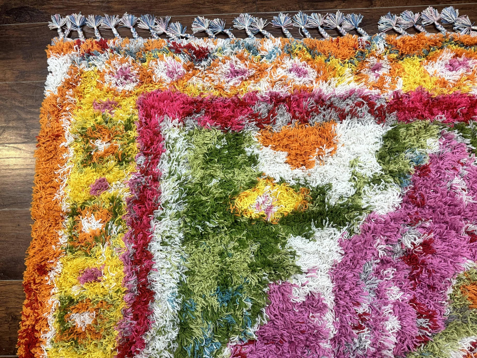 Colorful Shag Rug 8x10, Fuchsia and Multicolor - Nuvé