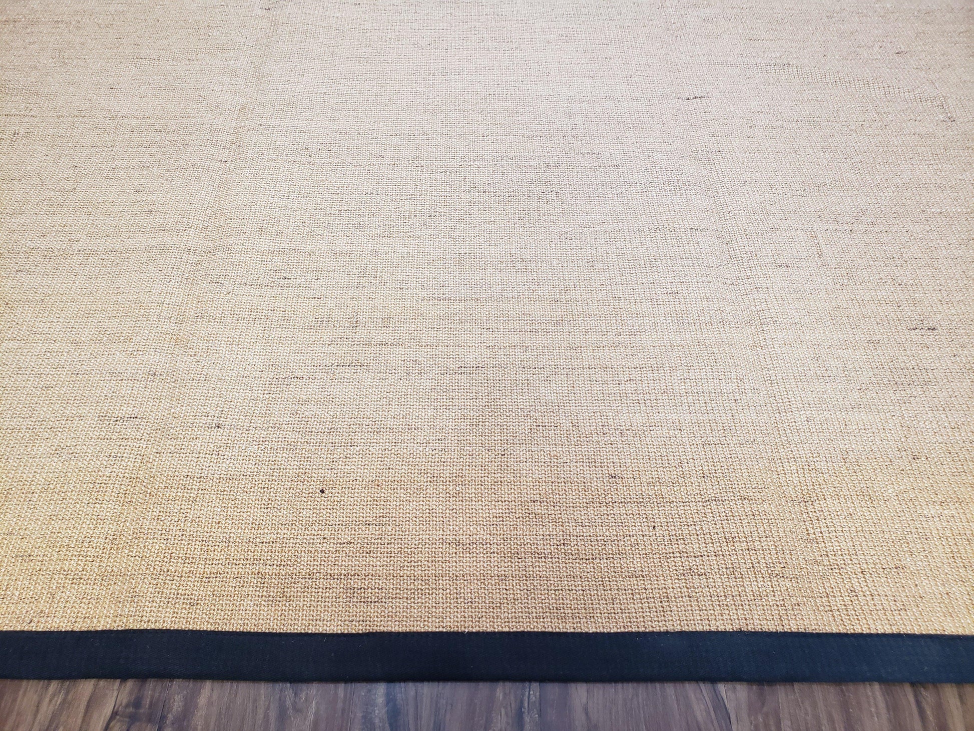 Jute Rug 8x10, Natural Jute Fiber Area Rug, Natural Sisal Area Rug with Black Border, 8x10 Carpet, Solid Jute Rug 8 x 10, Farmhouse Rug - Nuvé
