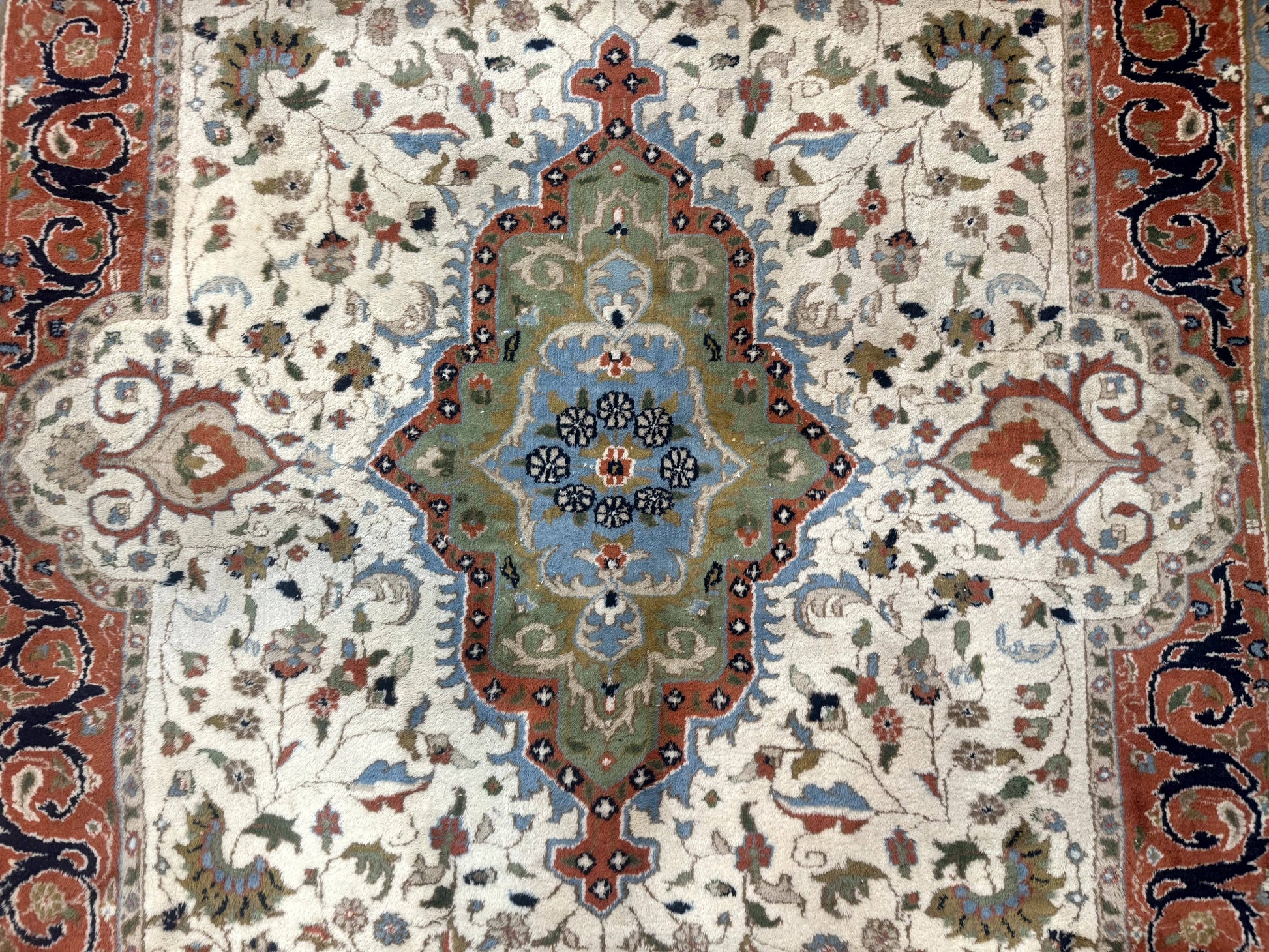 Indo Persian Rug 9x12, Ivory Red Green, Traditional Oriental Carpet - Nuvé