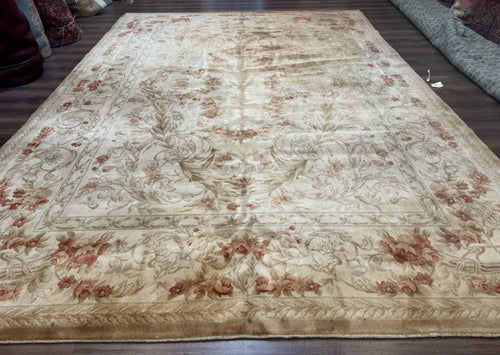 Chinese Aubusson Wool Rug 10x14, European Design, Thick Wool Pile - Nuvé