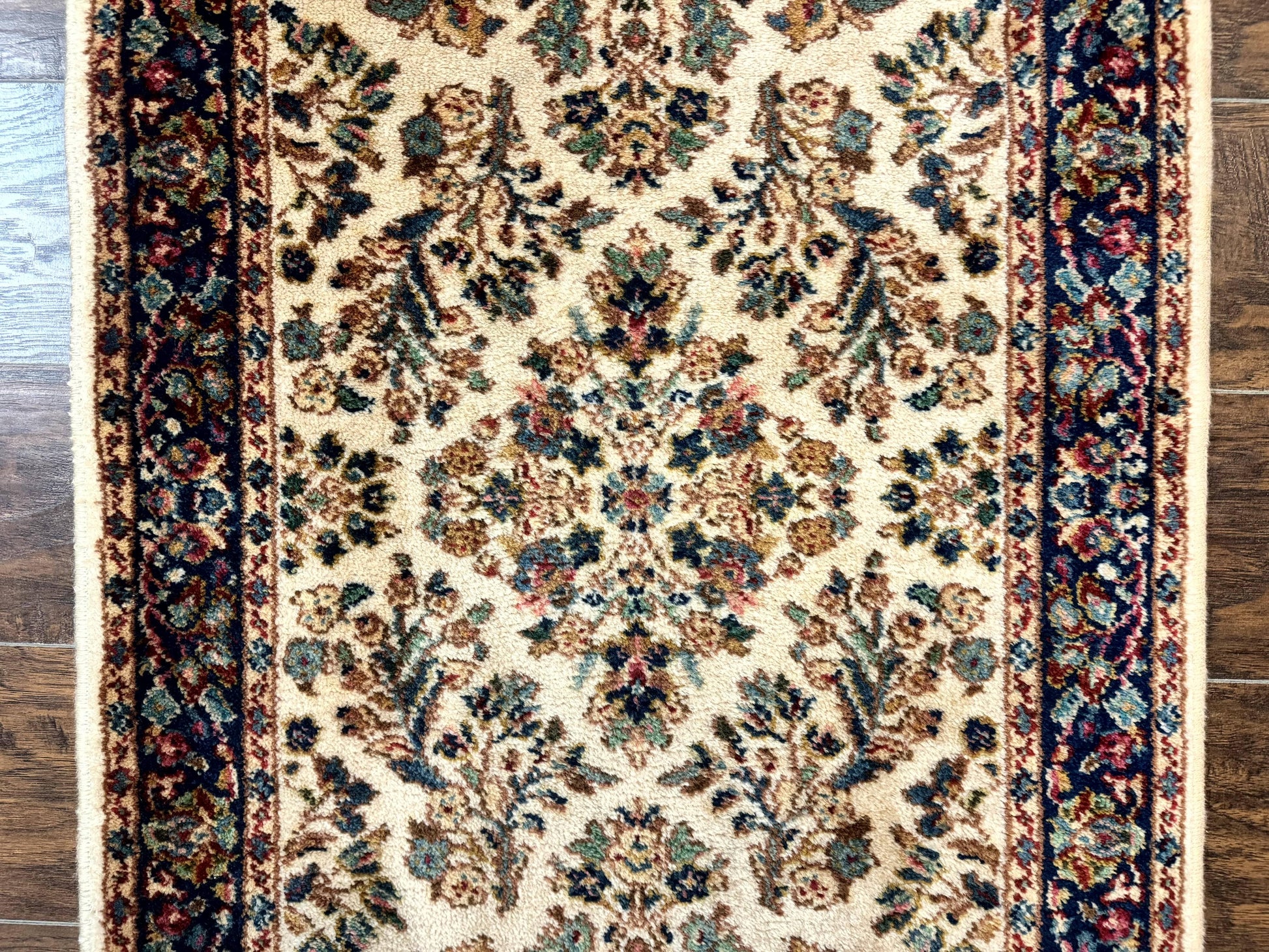 Karastan Rug 2.6 x 4, Karastan Ivory Sarouk #760, Vintage Wool Pile Small Karastan Carpet, Original Collection 700 Series Discontinued - Nuvé