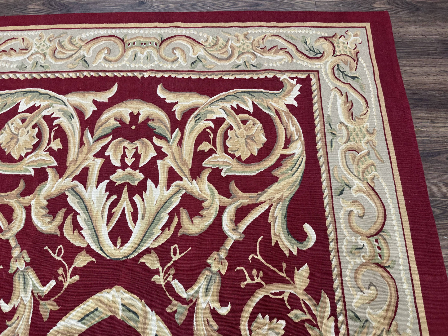 Burgundy Aubusson Rug 6x9, Vintage Wool Carpet - Nuvé