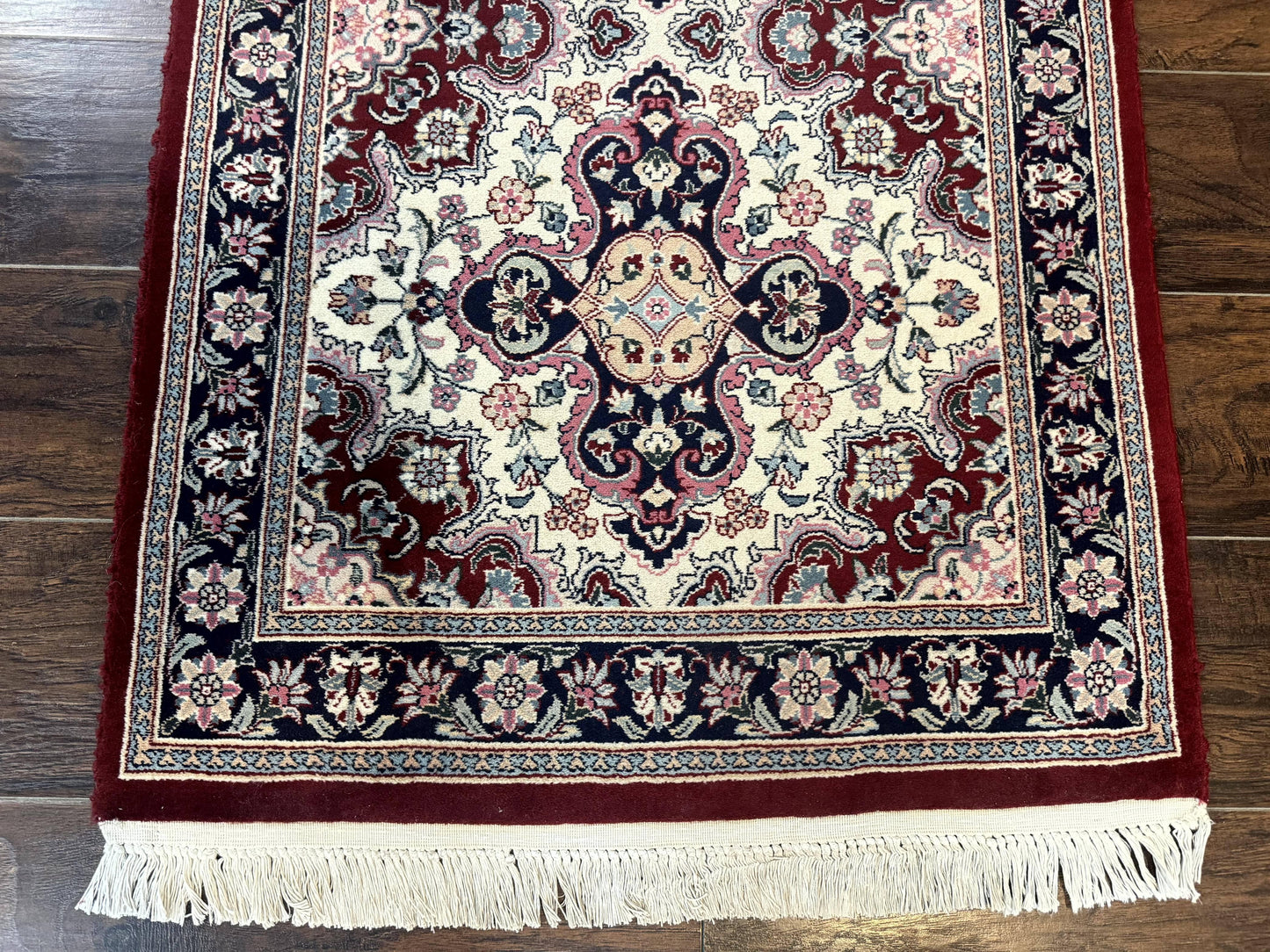 Sino Persian Runner Rug 2.7 x 8, Floral, Handmade, 250 KPSI - Nuvé