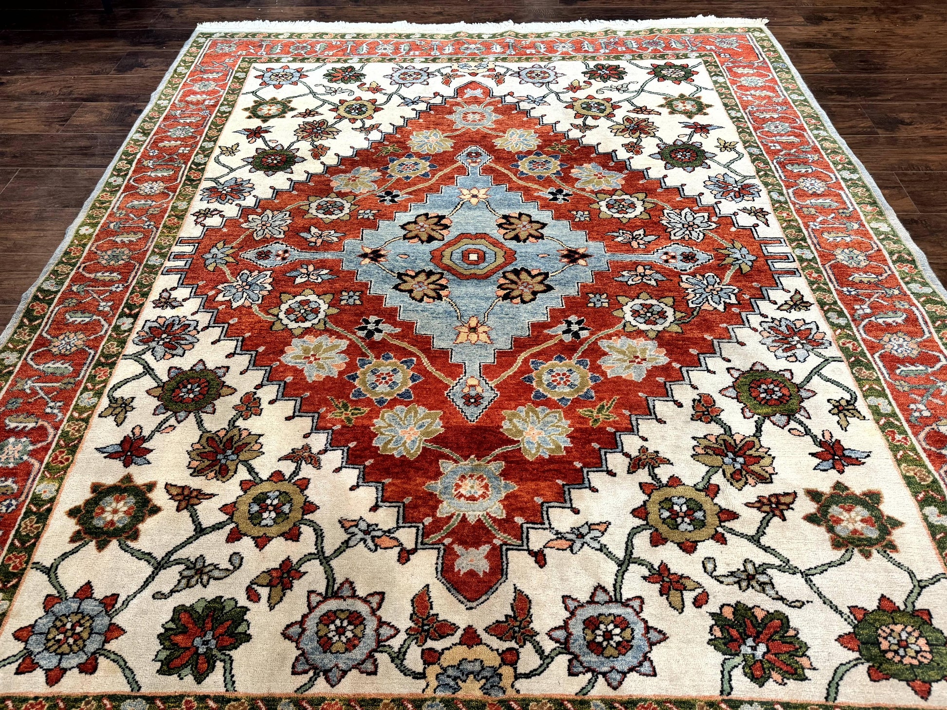 Indo Persian Heriz Rug 7x9, Geometric Pattern, Cream & Light Red, Handmade Vintage Wool Carpet - Nuvé