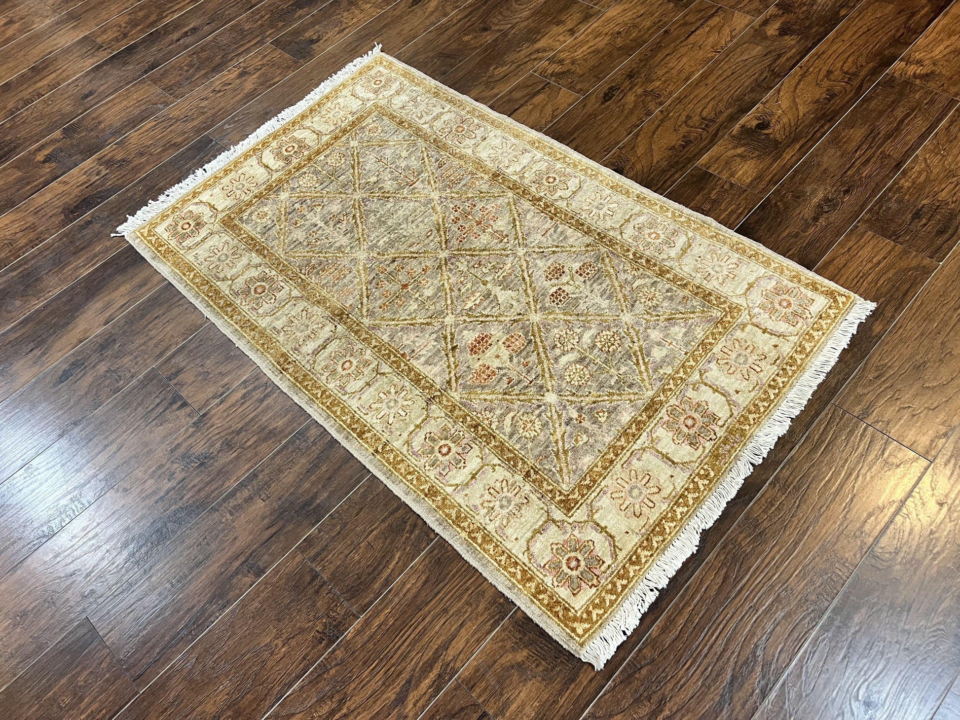 Pakistani Peshawar Rug 3x5, Safavieh Wool Handmade Hand Knotted Vintage Rug, Panel Design 3 x 5 Oriental Carpet - Nuvé