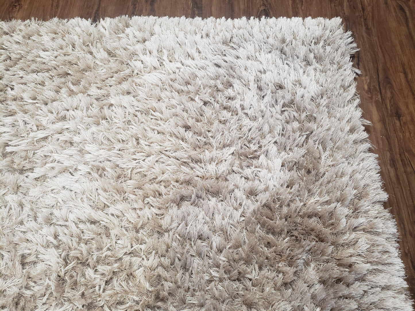 Ivory Shag Rug 6x7, Flokati Carpet, Shaggy Soft Plush Pile Area Rug, Modern Contemporary - Nuvé