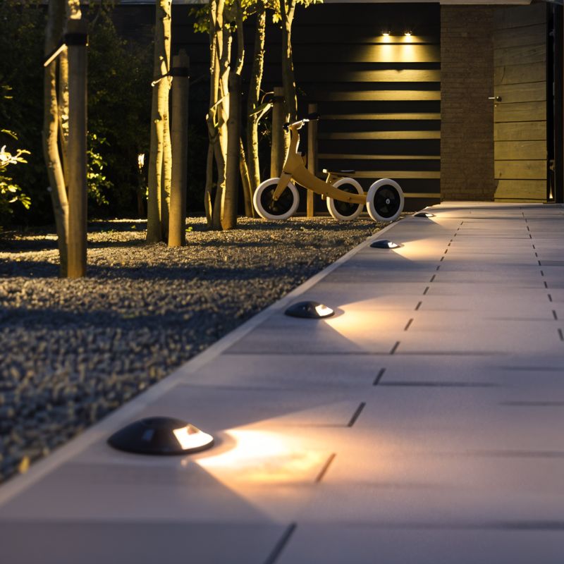 Damara Outdoor In-Ground Light - Nuvé