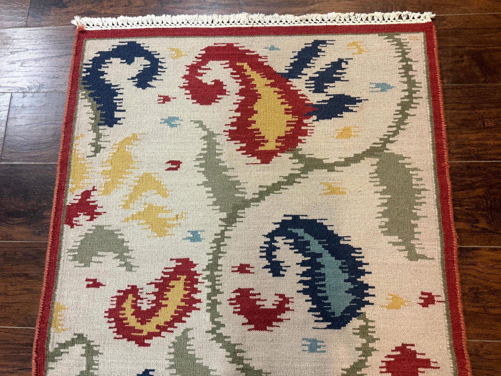 Indian Kilim Flatweave Rug 3x5, Abstract, Beige and Multicolor Flowers, Handmade - Nuvé