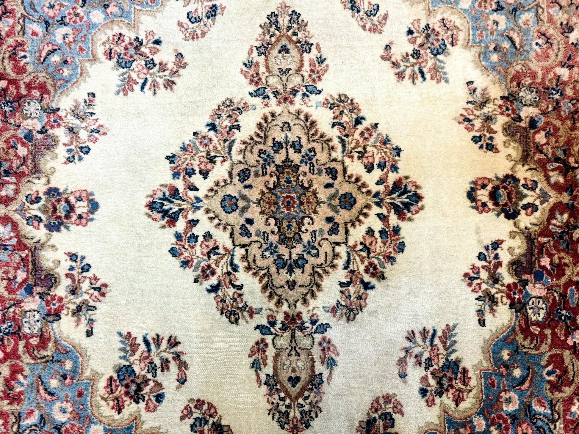 Square Persian Kerman Rug, Beige/Cream and Light Blue, Traditional Persian Rug, 5.5 x 5.5 ft - Nuvé
