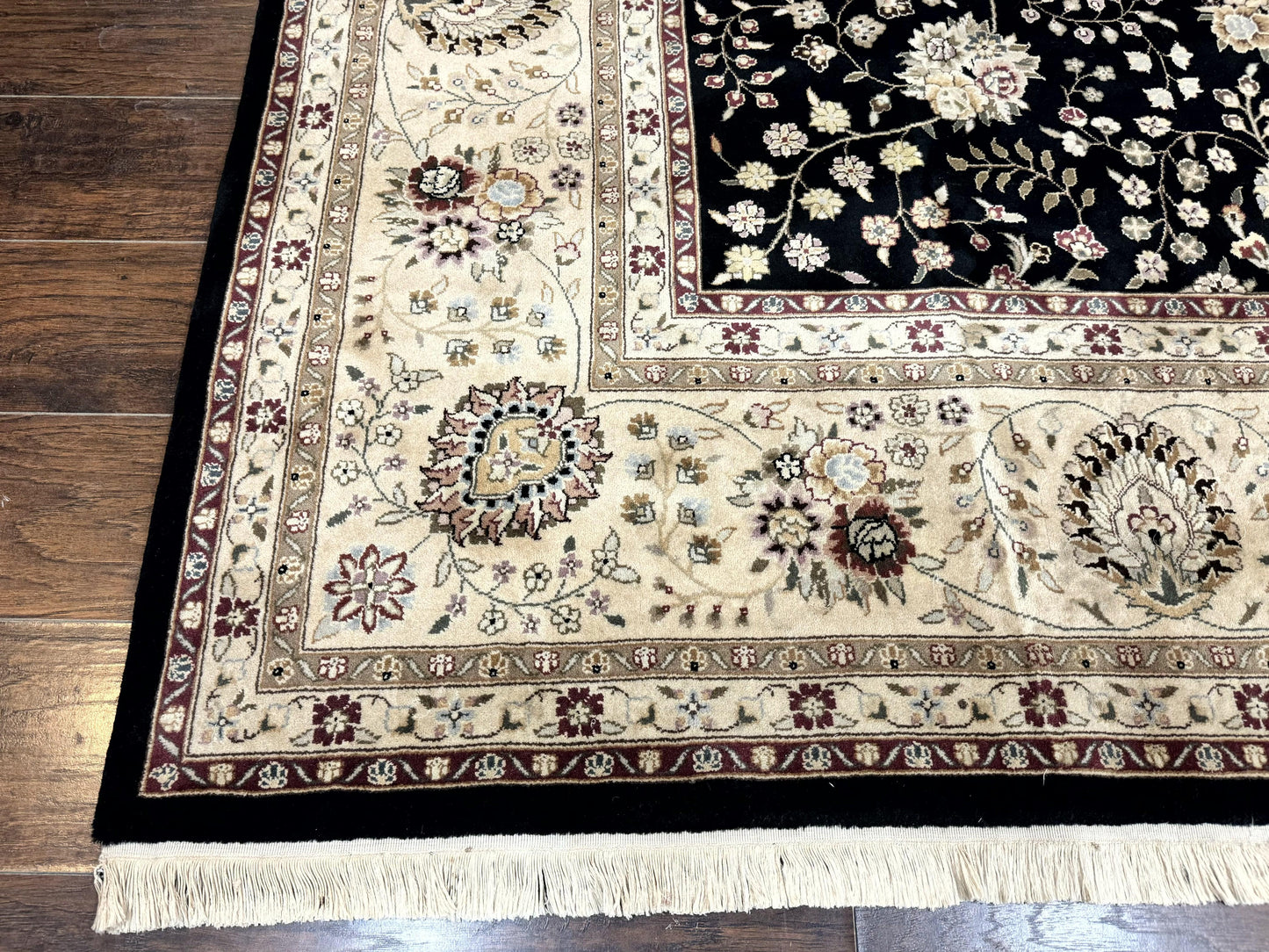 Pak Persian Rug 10x13 - Nuvé