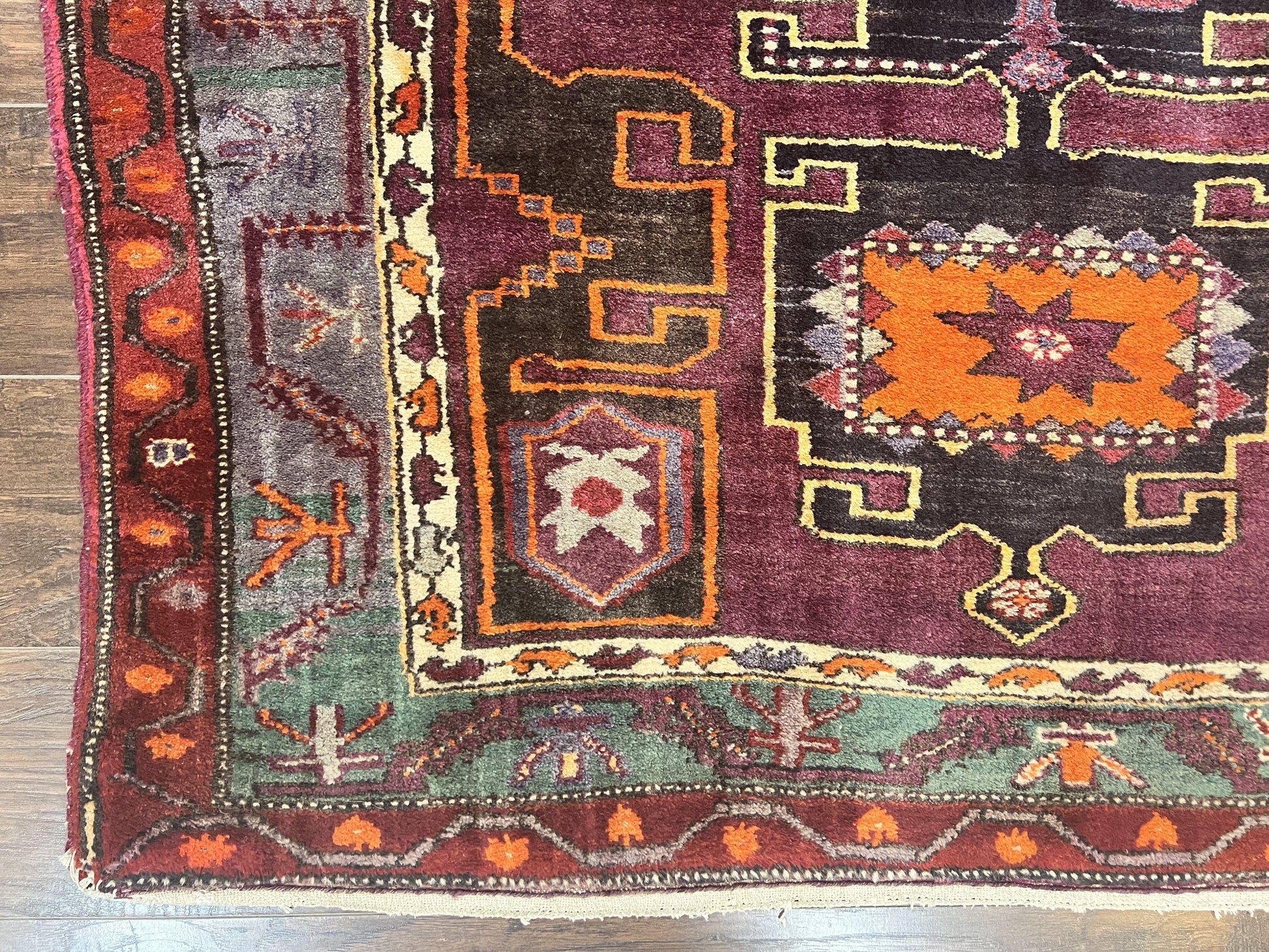 Persian Tribal Rug 5x6, Persian Nahavand Rug, Purple, Geometric Vintage Wool Handmade Carpet - Nuvé