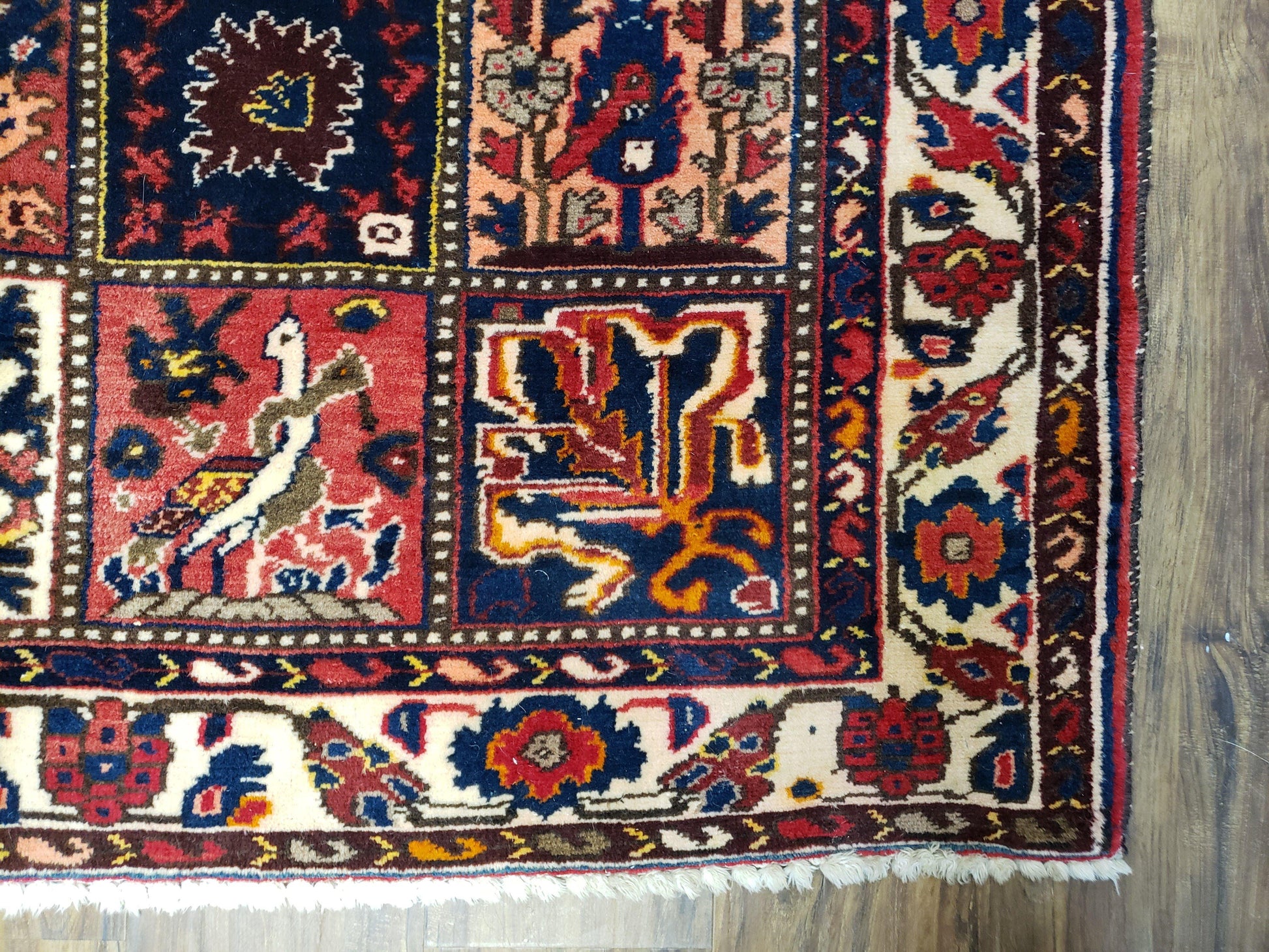 Antique Persian Bakhtiari Rug circa 1920s, Kheshti Panel Design, Wool, Hand-Knotted, 5'3" x 10' - Nuvé