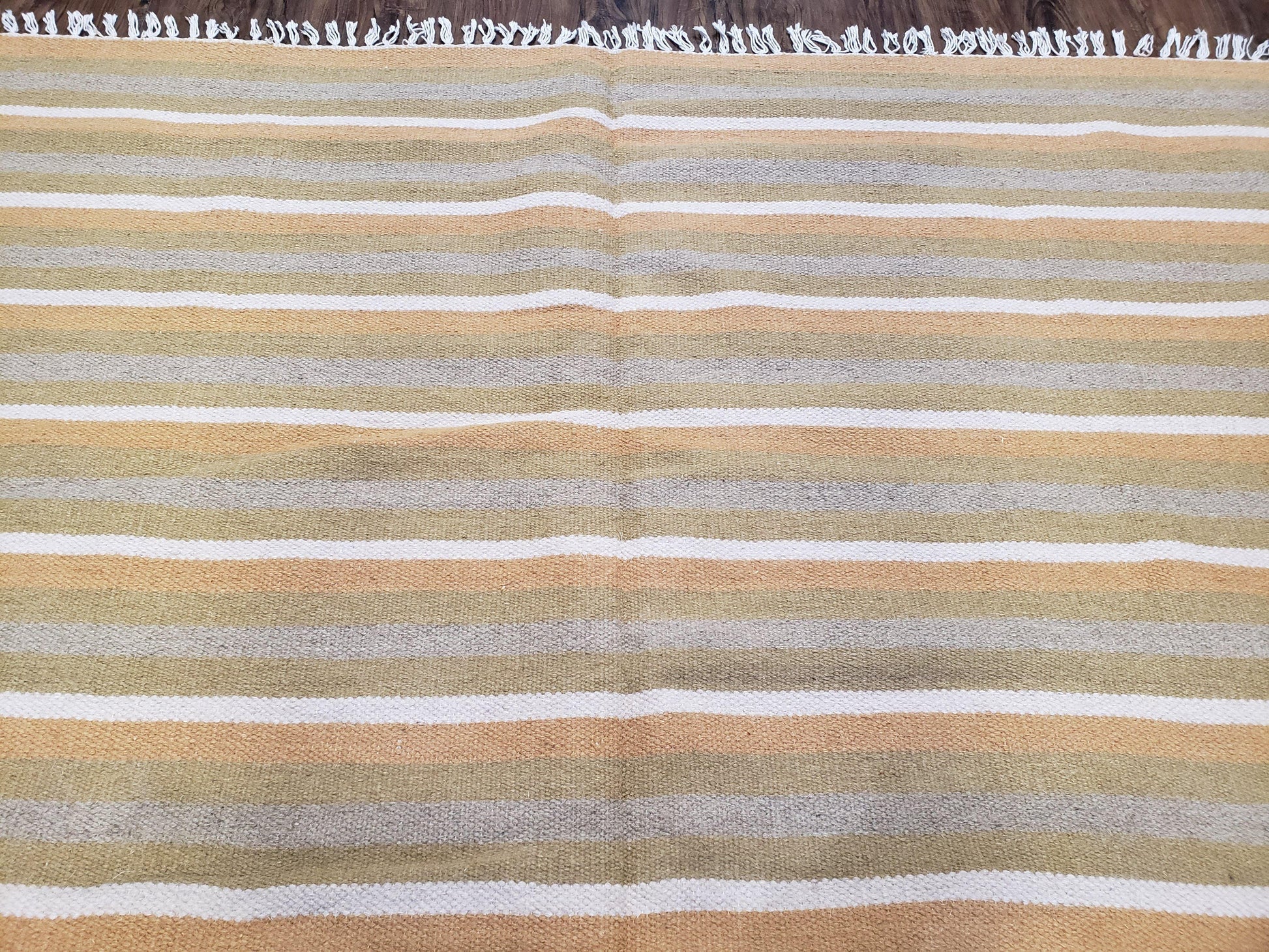 New Indian Kilim Area Rug, 6x8 - 7x8 South American Style Blanket, Striped Indian Wool Hand-Woven Flat Weave 6x9 Bedroom Rug, Ivory Ochre - Nuvé