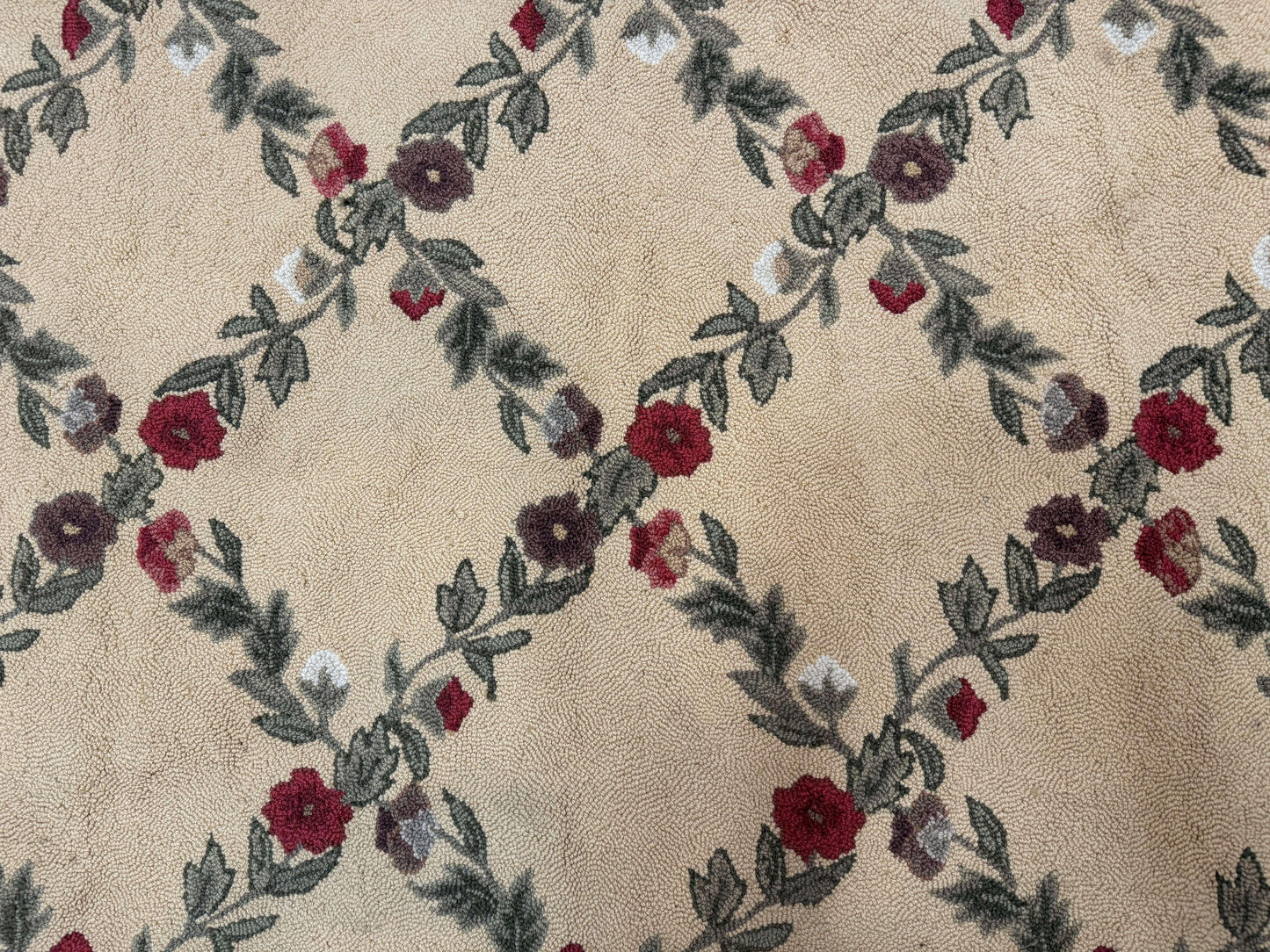 Vintage Hooked Rug 7x9, Rosters in Border, Roses and Butterflies - Nuvé