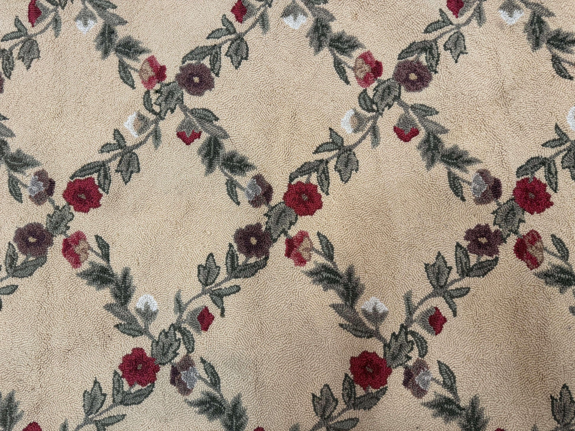 Vintage Hooked Rug 7x9, Rosters in Border, Roses and Butterflies - Nuvé