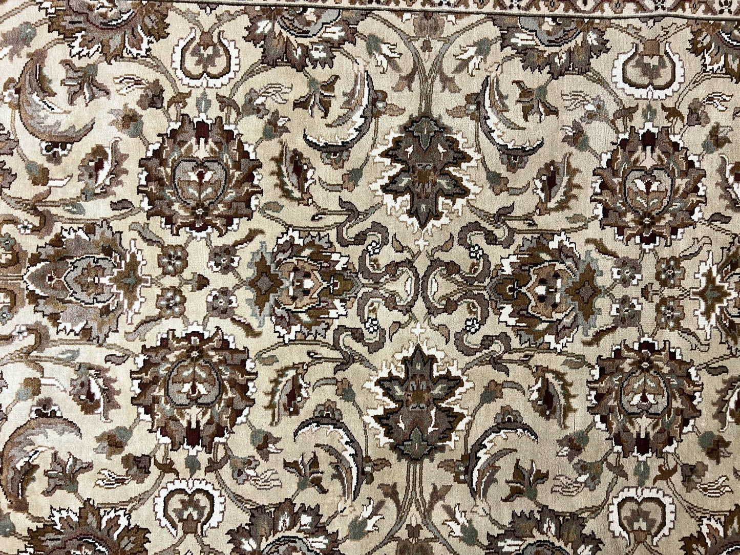 Indo Mahal Rug 6x9, Indian Carpet 6 x 9 ft, Light Green and Ivory, Floral Allover, Wool Oriental Carpet, Traditional Rug, Handmade - Nuvé