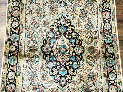 Indian Kashmiri Silk Rug 3x5, Floral Medallion, Fine 200 KPSI - Nuvé