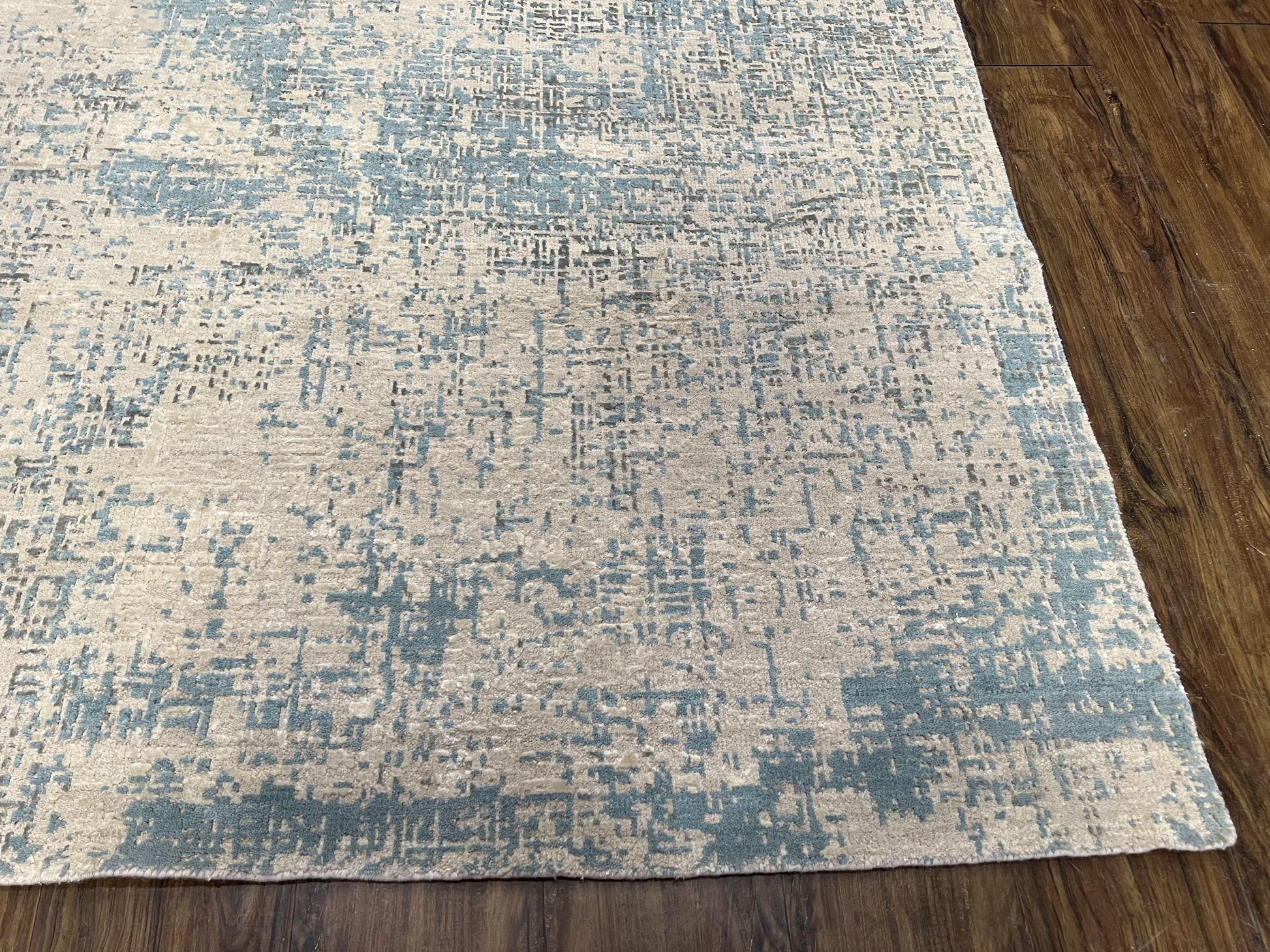 Modern Tibetan Rug 5x8 ft Light Blue and Gray Carpet, Contemporary Wool Rug, Handmade Nepali Rug, Raised Pattern, Tibet Area Rug, Nepal Rug - Nuvé