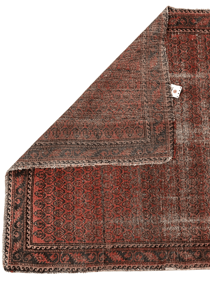 Distressed Persian Paisley Rug 3’8” x 5’2” - Nuvé