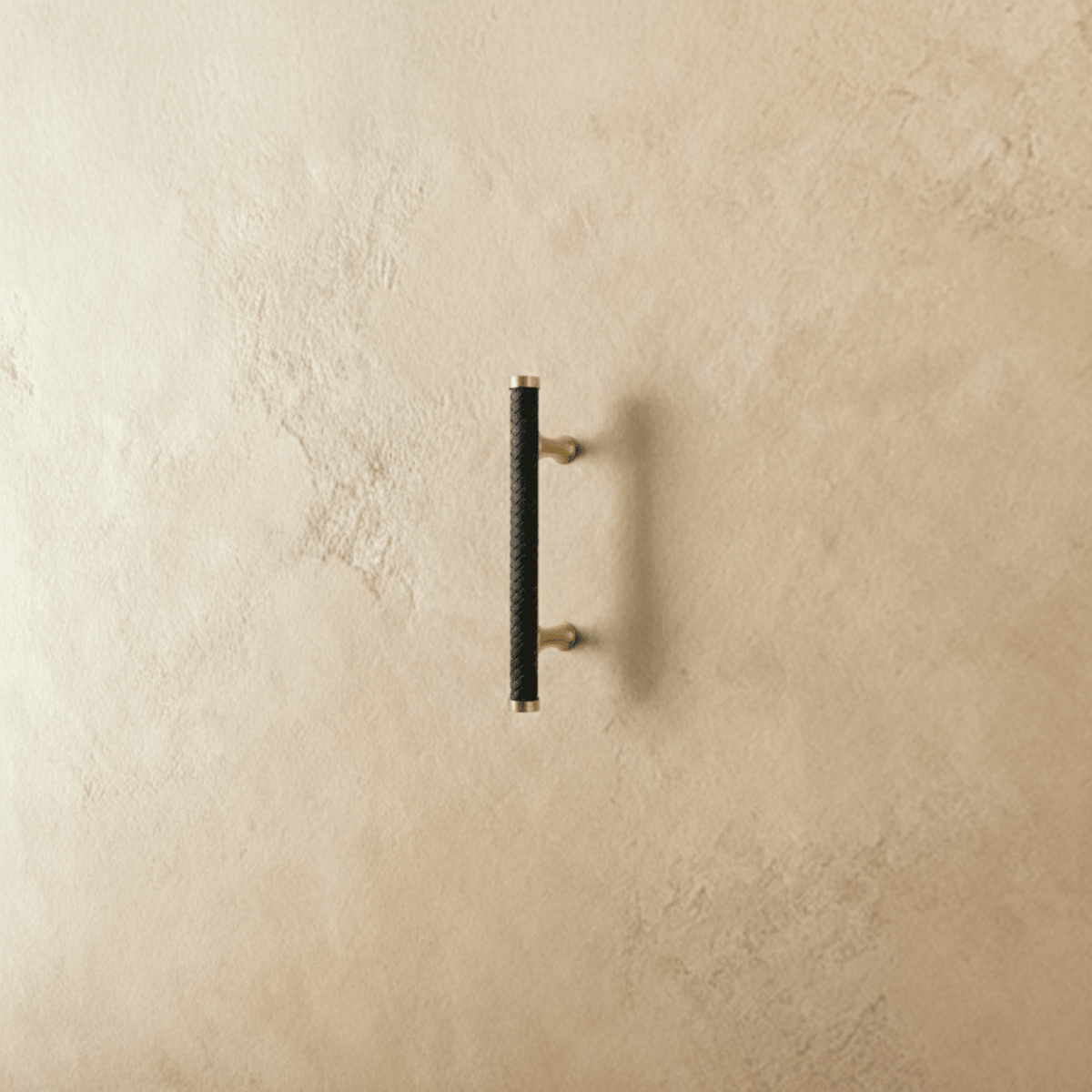 Dukis Knob And Pull Bar - Nuvé