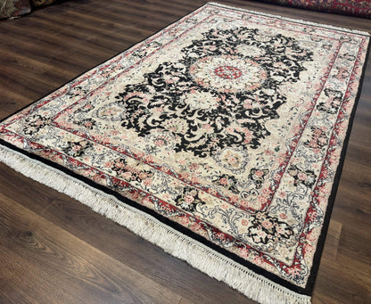 Indian Kashmiri Silk Rug, Floral Medallion, Vintage Hand Knotted Carpet - Nuvé