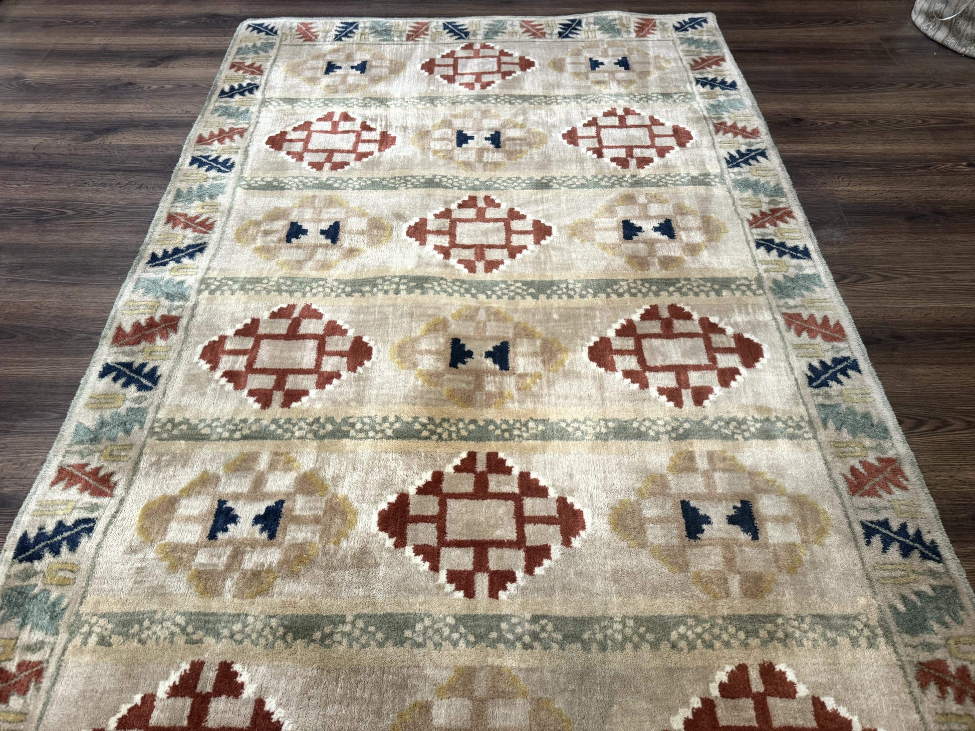 Geometric Design Area Rug 5x8, Beige and Rust Red - Nuvé