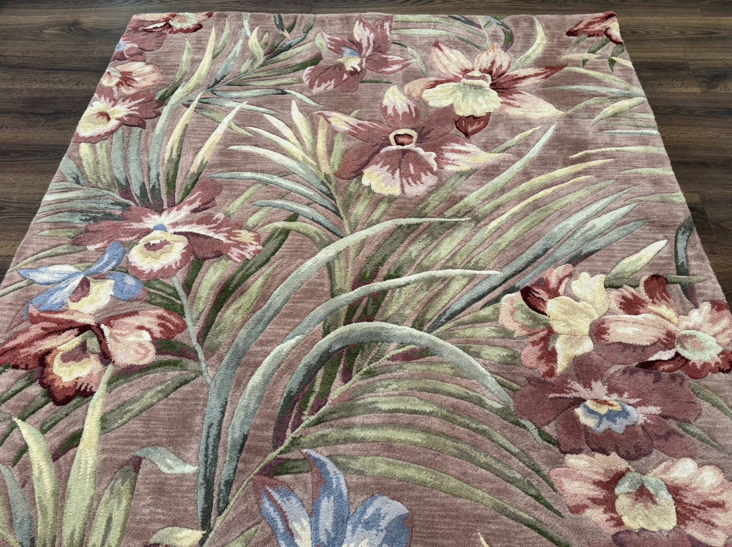Hand Tufted Floral Rug 5x8, Light Rose Wool Carpet - Nuvé