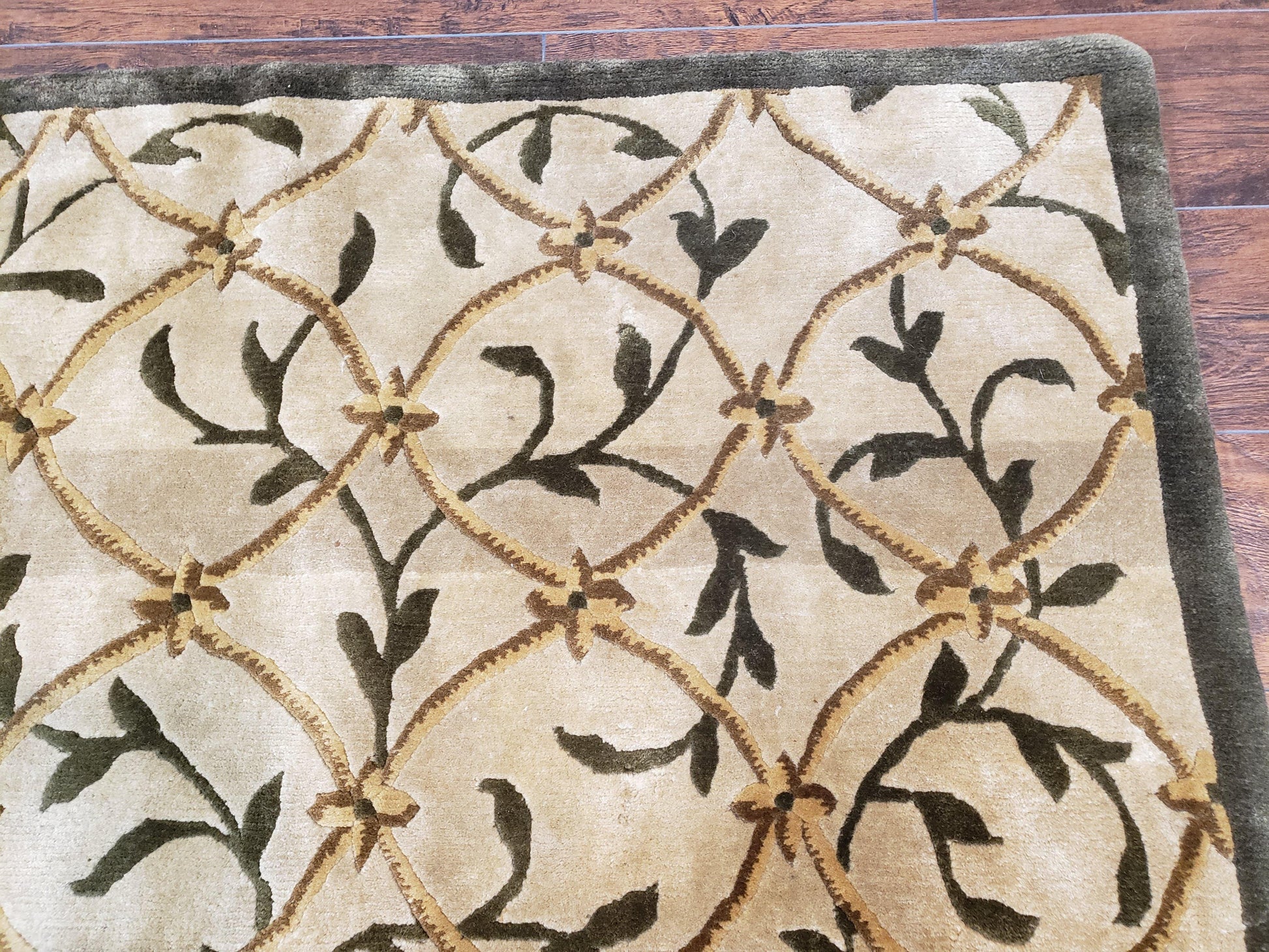 Vintage Tibetan Nepalese Area Rug 9x12, Wool Hand-Knotted, Beige Nepali Soft Pile Carpet, 9 x 12 Living Room Modern Dining Room Rug - Nuvé