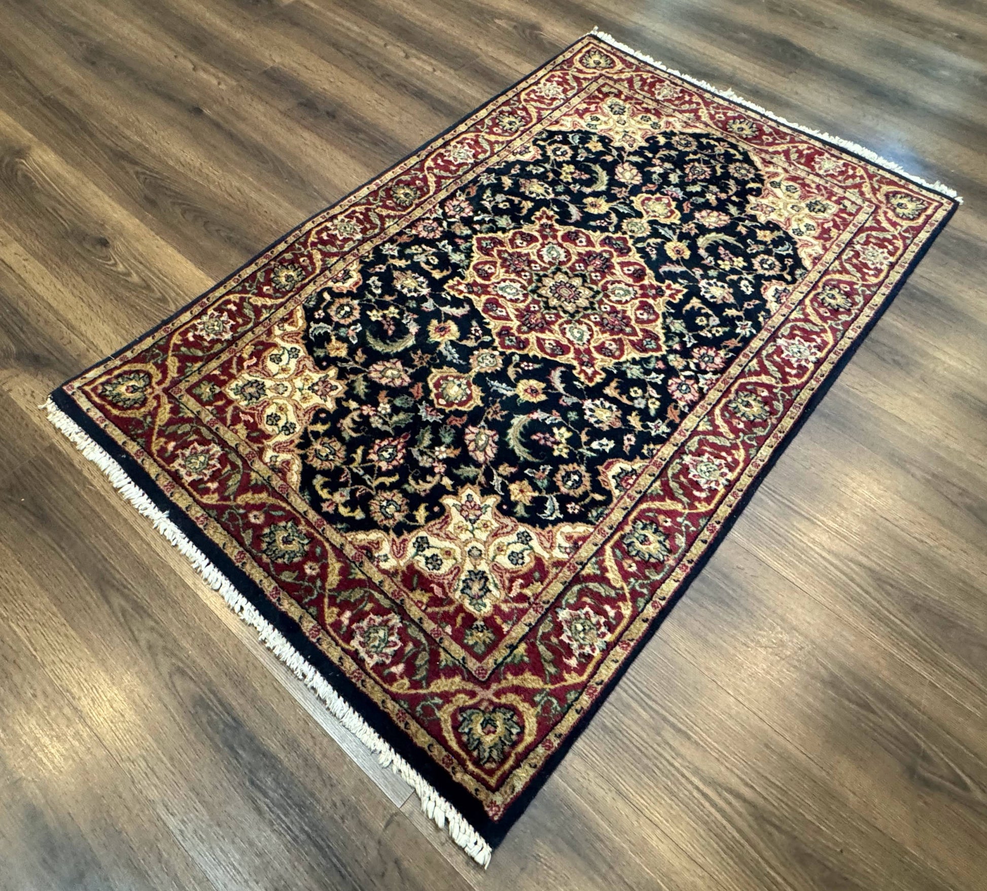 Pak Persian Sarouk Rug 3x5, Navy Blue and Red - Nuvé