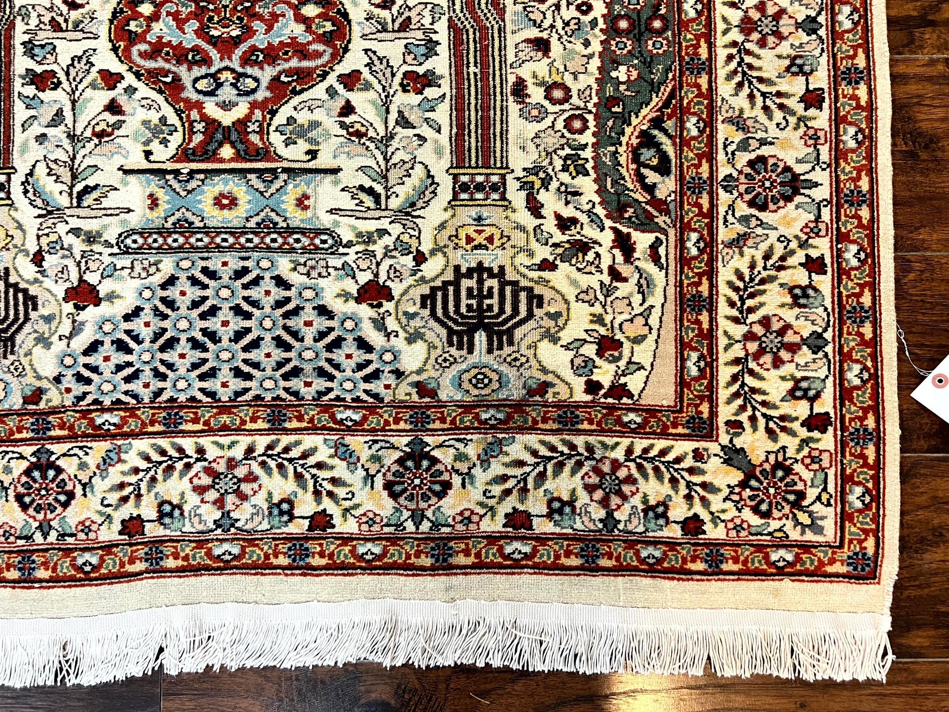 Pak Perisan Prayer Rug 4x6, Tree of LIfe Carpet, Handmade Vintage Wool Rug, Beige, Floral Vases - Nuvé