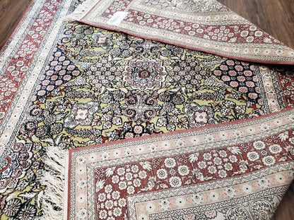 5x8 Indian Kashmiri Silk Rug with Gold Threads - Nuvé