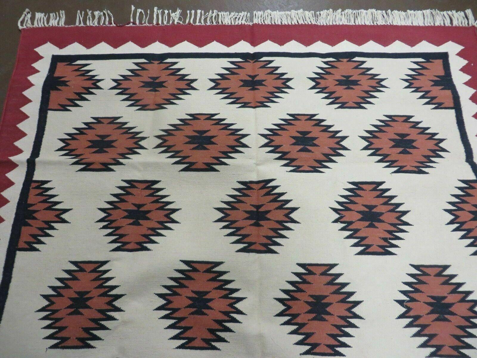 5' X 8' Hand Woven Wool Rug Contemporary Kilim Dhurrie Modern Oriental Area Rug - Nuvé