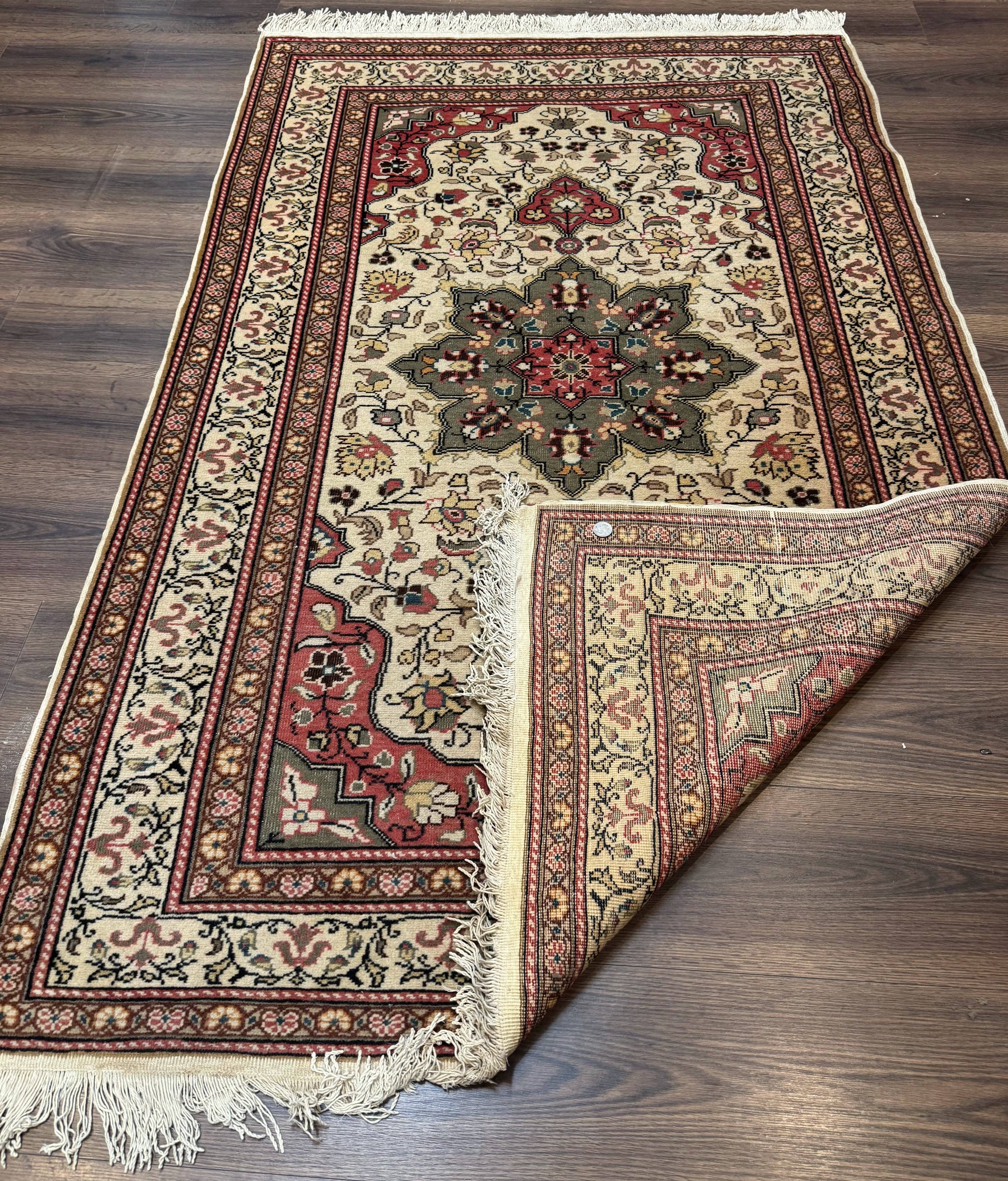 Turkish Sivas Rug 4x6, Floral Medallion, Beige Pink-Red Green, Handmade - Nuvé