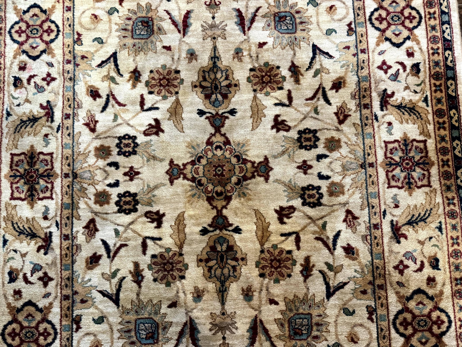 Karastan Rug 5.9 x 8.6, Karastan Traditions Amritsar Pattern Design 510, New Zealand Wool, Karastan Area Rug - Nuvé