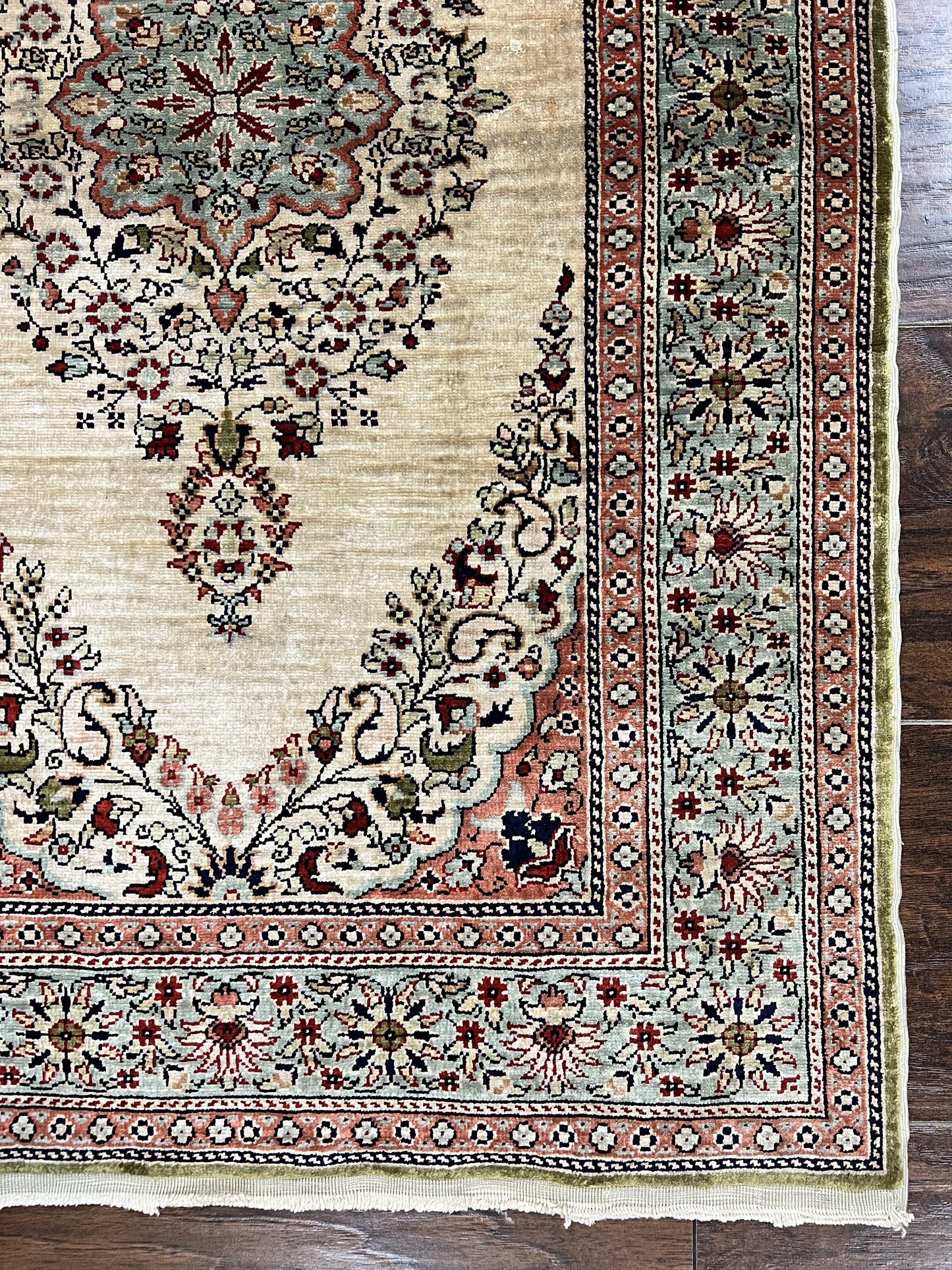 Silk Turkish Kayseri Rug 2x3, Very Finely Hand Knotted, Semi Open Field, Vintage, Silk Pile on Silk Foundation, 300 KPSI - Nuvé